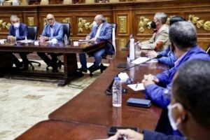 AN chavista discute con oposición minoritaria esquemas para elecciones regionales y locales