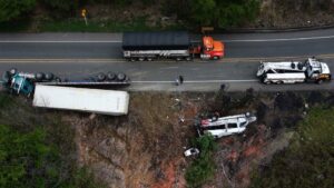 Accidente de tránsito deja nueve heridos en el Valle de Cauca - Cali - Colombia