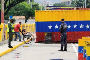 Aduaneros del estado Táchira claman retiro de contenedores de los puentes fronterizos - AlbertoNews