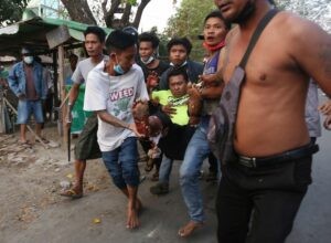 Al menos 18 muertos en Myanmar en la jornada más violenta de la represión contra los manifestantes - AlbertoNews