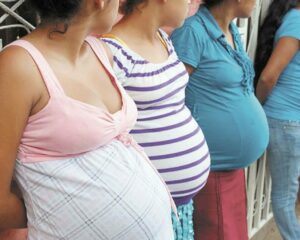 Al menos 37,3% de las mujeres embarazadas en Venezuela sufren de desnutrición, según unicef