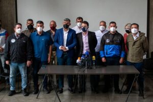 Alcaldes de oposición