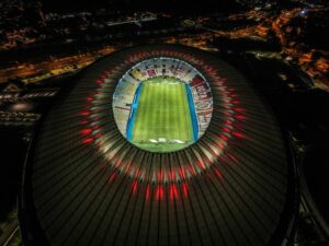 Aprueban una ley que rebautiza el estadio Maracaná con el nombre del 'rei' Pelé - AlbertoNews