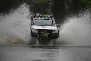Australia evacúa a 18.000 personas por las peores inundaciones en décadas - AlbertoNews