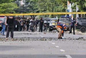 Bomba suicida explota en misa del Domingo de Ramos en Indonesia y deja 20 heridos - AlbertoNews