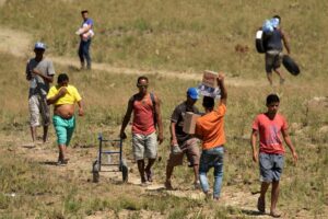 Brasil simplifica el trámite para que los venezolanos obtengan residencia en el país - AlbertoNews