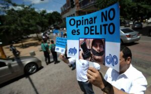 Centro Internacional de Periodistas ofrece consejos para cubrir economía en pandemia