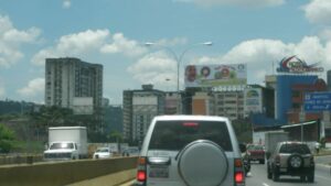 Cerraron la autopista Francisco Fajardo este #8Mar por falta de combustible