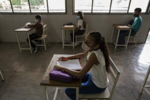 Colegio de Profesores dice que “hay un desorden con el pago de la nómina” en el ministerio de Educación - AlbertoNews