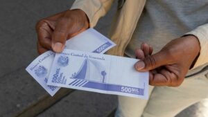 Comenzaron a circular los nuevos billetes del cono monetario (fotos)