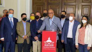 David Uzcátegui organiza jornadas de desinfección en Nueva Casarapa