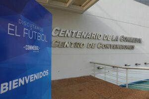 Conmebol pide al presidente de la FIFA que proteja al fútbol sudamericano - AlbertoNews