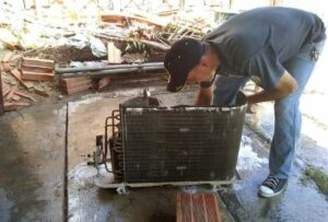 Crónica.uno: Trabajo doméstico se hace a la antigua por altos costos de mantenimiento y reposición de electrodomésticos