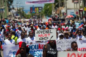 Decenas de miles de haitianos vuelven a protestar por la reforma constitucional - AlbertoNews