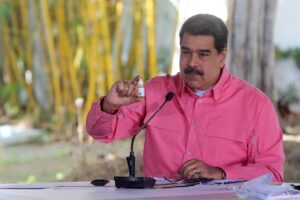 Dip. Quiñoñes: el régimen pretende que los venezolanos sean usados para probar vacunas cubanas, ¿Por qué Maduro no uso las gotas? - AlbertoNews