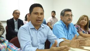 Diputado Peraza urgió un plan de vacunación masivo: “Todo debemos exigir transparencia y sinceridad sobre el tema” - AlbertoNews