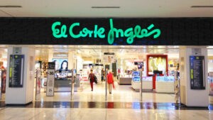 El Corte Inglés alcanza un acuerdo con los sindicatos para la salida voluntaria de 3.292 empleados - AlbertoNews