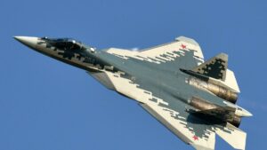 El escalofriante ruido de un caza ruso en pleno vuelo