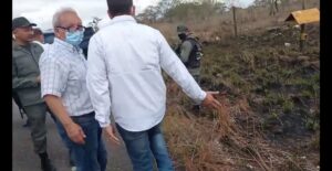 El momento cuando diputados de la AN evadieron una “guarimba” chavista con ayuda de la población de El Tigre (Video) - AlbertoNews