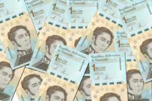 El rostro de la hiperinflación y el hambre en Venezuela: Un millón de bolívares por una barra de pan - AlbertoNews