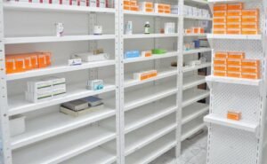 Entre 2014-2020 la producción de medicamentos ha caído 75%, afirma sector farmacéutico - AlbertoNews