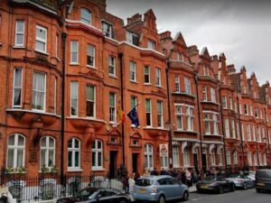 Escandalo en España | El consulado en Londres le negó teletrabajar y sufrió un aborto: "Fue un trato inhumano" - AlbertoNews