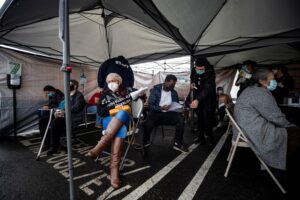 Estados Unidos suma otros 486 muertos por covid-19 y supera los 549.000 decesos #28Mar - AlbertoNews