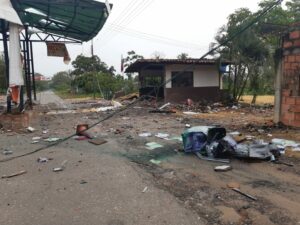 FARC atacó con explosivos sedes del Seniat y GNB en Apure (Video)