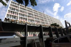 Fallece por COVID-19 tercer médico de la Maternidad Concepción Palacios en una semana