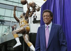 Falleció a los 86 años Elgin Baylor, estrella de los Lakers #22Mar - AlbertoNews