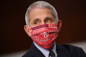 Fauci advierte sobre otro aumento de COVID-19 e insta a Trump a que le diga a sus seguidores que se vacunen - AlbertoNews