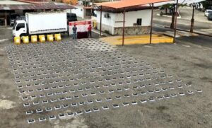 GNB detecta cerca de media tonelada de cocaína dentro de un camión