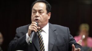 Gobierno chavista utilizaría el diésel de Venezuela para el contrabando de grupos insurgentes, denunció Alexis Paparoni - Medio de comunicación para la comunidad de Habla Hispana