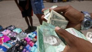Gobierno de Maduro busca acelerar pagos digitales ante la crisis de bolívares y dólares en efectivo