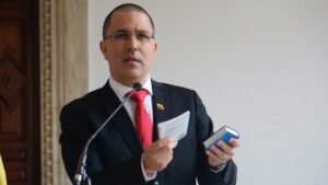 David Uzcátegui organiza jornadas de desinfección en Nueva Casarapa