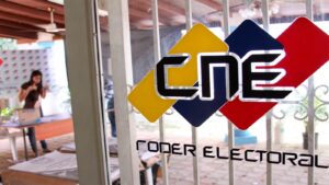 Hacen el primer corte a la lista de postulados al CNE