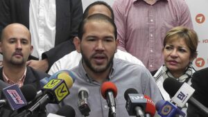 Hiperinflación en Venezuela | 'BCV anuncia la adición de 3 nuevos billetes que no alcanzan para nada y que sabemos no durarán mucho tiempo', dijo el diputado Quiñones - AlbertoNews