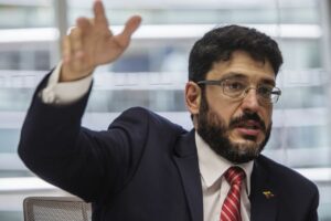 Hiperinflación en Venezuela | José Ignacio Hernández: el nuevo cono monetario no soluciona el problema - AlbertoNews