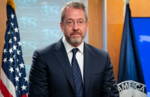 James Story felicita “tanto al régimen como al gobierno interino del presidente Juan Guaidó” por acuerdo para vacunas anticovid