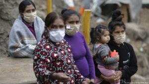 La OMS cree que es "prematuro" predecir el fin de la pandemia en 2022 - AlbertoNews