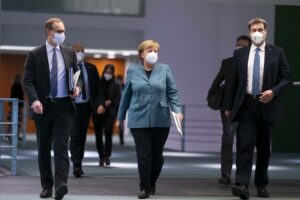 La corrupción le estalla en la cara al partido de Merkel en pleno 'superaño' electoral - AlbertoNews
