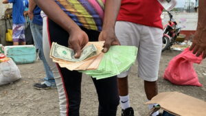 La hiperinflación y el hambre siguen desatadas en Venezuela: esta fue la cifra en el mes de febrero - Medio de comunicación para la comunidad de Habla Hispana