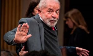 La mayoría de los brasileños consideran a Lula culpable de corrupción, según sondeo - AlbertoNews
