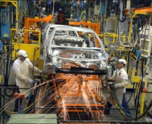 La peor crisis que ha sufrido el sector: La producción mundial de vehículos cayó un 16 % en 2020 - AlbertoNews