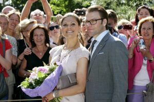 La princesa heredera de Suecia y su esposo dan positivo por coronavirus - AlbertoNews