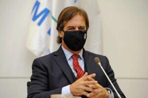 Lacalle Pou: 'No somos partidarios del confinamiento total o cuarentena' - AlbertoNews