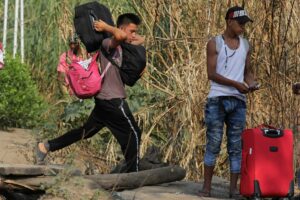Las trochas siguen sin descanso: Viaje por los caminos verdes no paran durante los días radicales - AlbertoNews