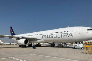 Los "logros" de los directivos de Plus Ultra: quebraron Santa Bárbara Airlines y Air Madrid y aún así reciben ayudas - AlbertoNews