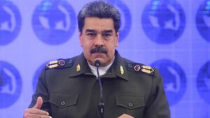 Maduro: "Venezuela enfrenta a diario laboratorios financiados por EEUU y Colombia para crear falsos positivos contra el país" - AlbertoNews