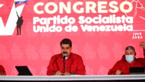 Maduro anuncia que vacunación con fármaco chino comenzará el 8 de marzo